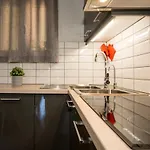 Lia's Center דירה *