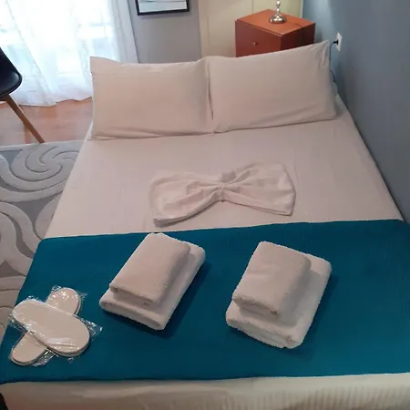 Lia's Center Волос